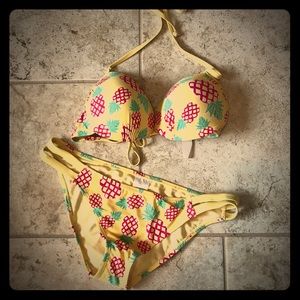 Yellow bikini swimsuit with pineapples. NWT
